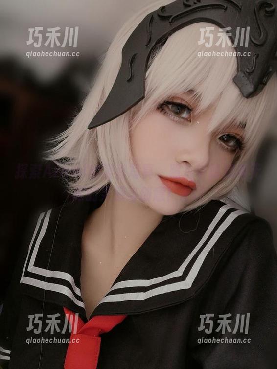 Azami 探索Azami的黑兽写真,照片中隐藏着无限的灵感与创意!.txt