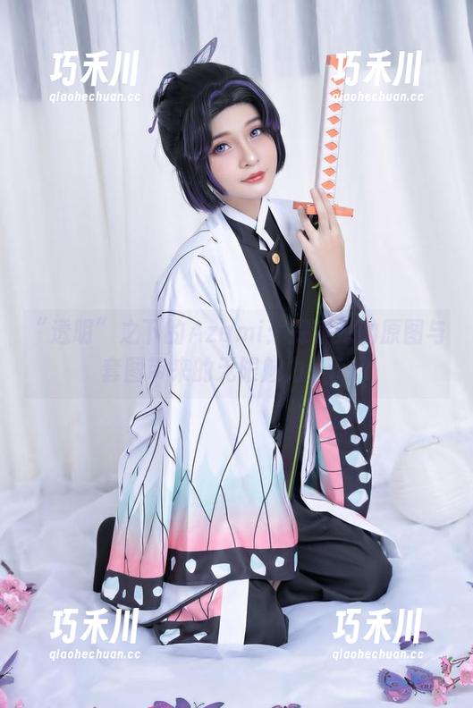 “透明”之下的Azami：探索她的原图与套图带来的无限魅力！.txt
