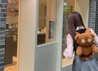 Bangni邦尼长腿壁纸大合集：带你体验摄影艺术的极致魅力与细腻之美.txt