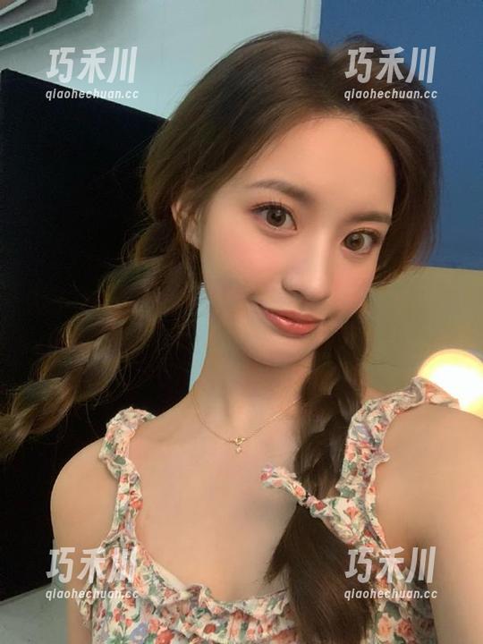 微密圈 - 看Cool文茜如何用全套连体衣图集诠释：自信与幽默并存的美丽.txt