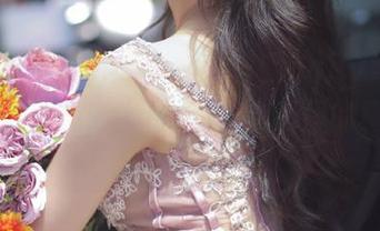 Feilin嗲囡囡 – 细腻的M梦baby姐姐：写真集分享让你感受每一个瞬间的真挚.txt