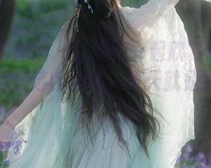 Feilin嗲囡囡 – 让我们一起欣赏露露小喵的比基尼精选作品集，夏天就是要这样炫丽！.txt