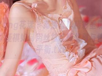 HuaYang花漾 – 高清写真精彩呈现:Cris_卓娅祺如何用丝袜诠释优雅与性感的平衡.txt