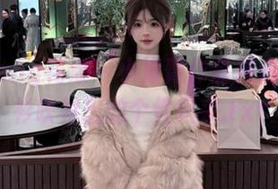 HuaYang花漾 – 小海臀作品精选:白衬衫映衬出的个性风采.txt