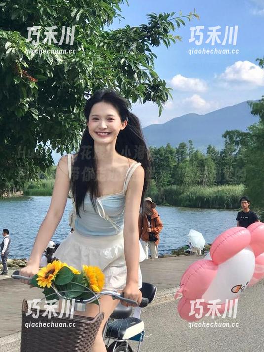 HuaYang花漾 - 小海臀少女的在线写真图片库，带你走进她的世界，感受视觉的震撼！.txt