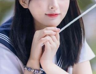 HuaYang花漾 – 每一张尤妮丝Egg的泳装美图都是艺术，赶紧获取她的资源，点亮你的创意之路！.txt