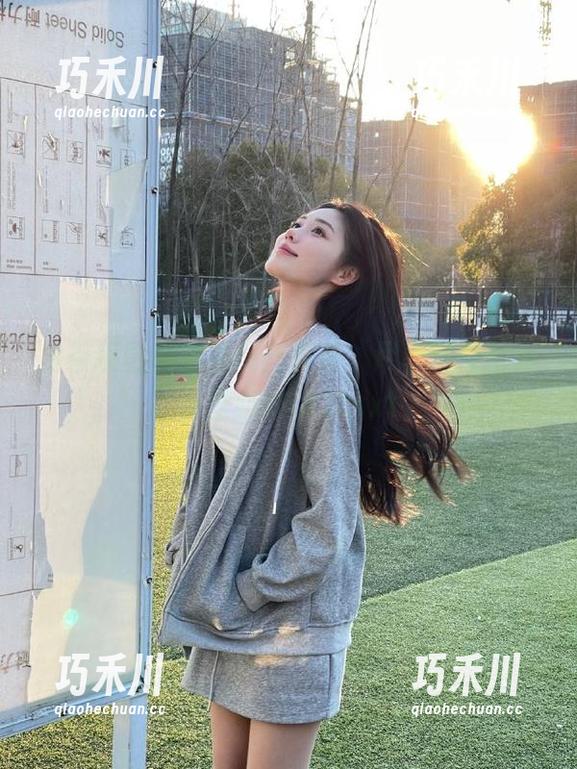 ISS山茶摄影 山茶摄影倾情呈现丝泡茶,尽享精美写真与壁纸的魅力.txt