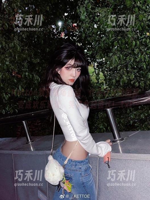 Kettoe教室现场直播，作品让你的图库变成欢乐海洋，笑声此起彼伏！.txt