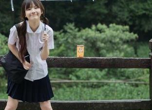 Kimoe激萌文化 – 高清图包分享：周闻球球长腿写真，告别小短腿的自嘲心情.txt