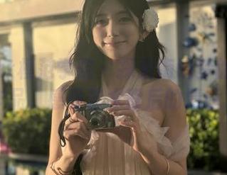 MFStar模范学院 – 探索南晓梦的灰丝写真作品，感受艺术背后的情感.txt