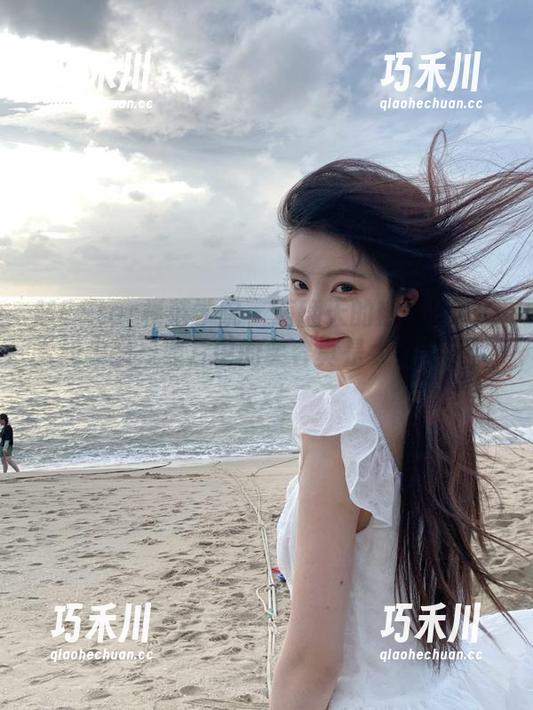 MFStar模范学院 - 萌翻天的熊吖BOBO学姐美图，照片中的笑容真是太治愈了！.txt