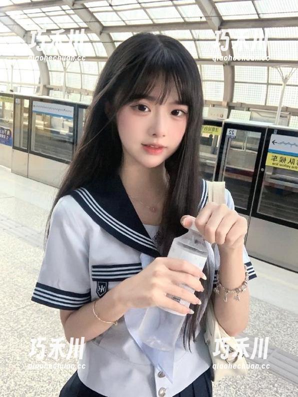 夏日气息浓郁的Mozzi(모찌)美图分享，邀你共赏阳光与青春的交融.txt
