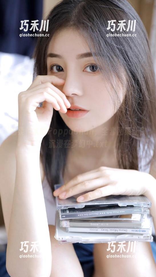温柔似水的PoppaChan，全套图集让你沉浸在梦幻中.txt
