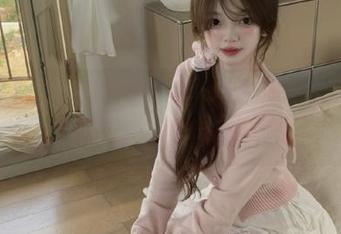 UGirls尤果网 – 白一晗牵手双马尾：带你欣赏她的独特原图与照片作品.txt