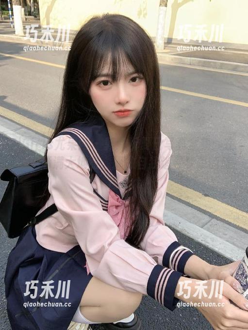 UGirls尤果网 - 郭婉祈夏日写真全集：在阳光洒满大地时，释放自我追寻梦想的旅程.txt