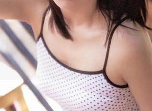 UGirls尤果网 – 韩沫瑜婚纱摄影精选，尽显优雅与浪漫之美.txt