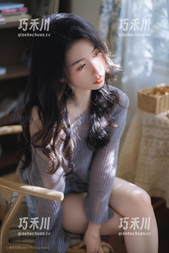 Uhye(이유혜)夏天回忆：精彩瞬间高清写真合集一览无遗.txt