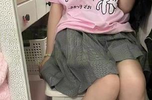 XIAOYU语画界 – 精选程程程空姐制服私房摄影，深度探索女性的职业与魅力.txt