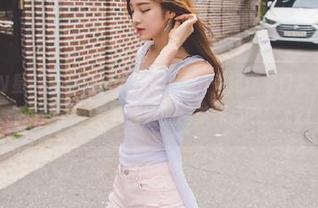 XINGYAN星颜社 – 与王婉悠Queen一起探索日常写真里的美丽瞬间,快来下载她的精美作品吧!.txt