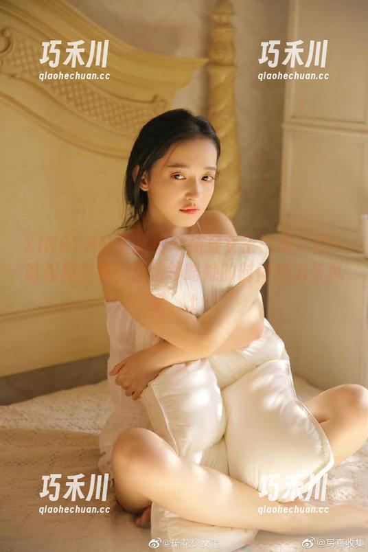 XINGYAN星颜社 - 捕捉女王气场！白一晗福利图集，尽情领略她的时尚魅力与风采。.txt