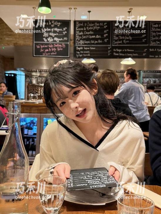 Xiuren秀人网-Egg尤妮丝 Xiuren秀人网 - Egg尤妮丝的兔女郎全套写真,展现个性时尚的完美结合.txt
