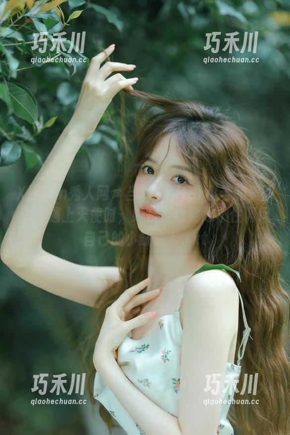 Xiuren秀人网 - 当Jennifer小若的美图作品遇上天使时，她是否也会忍不住调侃自己的小缺点？.txt