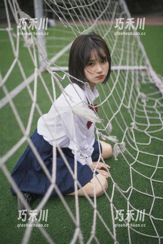 Xiuren秀人网 - 原图在线呈现，Mila嘟嘟校园写真带你领略青春的无限可能.txt