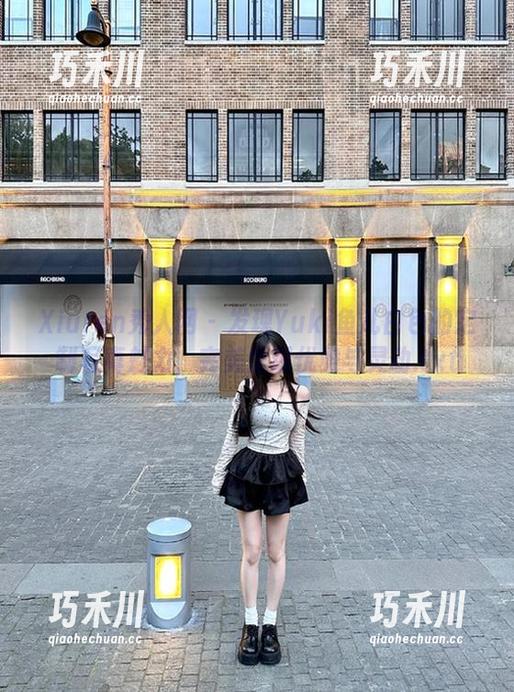 Xiuren秀人网 - 发现Yuki鱼儿白色的定制写真魅力，完美呈现优雅与灵动.txt