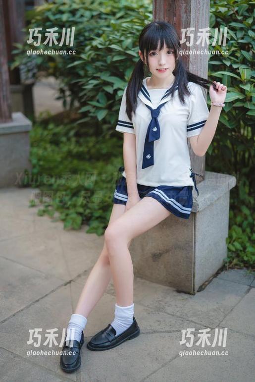Xiuren秀人网-z杯悠悠 Xiuren秀人网 - 私房风情:z杯悠悠的礼服图包,尽显女性柔美与力量感.txt