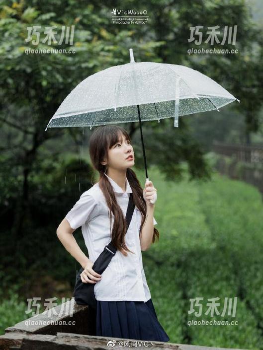 Xiuren秀人网 - 最新唐安诺眼镜写真合集，展现多样风格与无限创意的摄影作品.txt