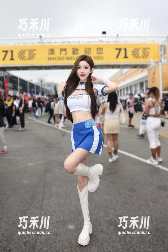 Xiuren秀人网 - 追寻“夏甜甜”的时尚轨迹，私拍毛衣图片盛宴.txt