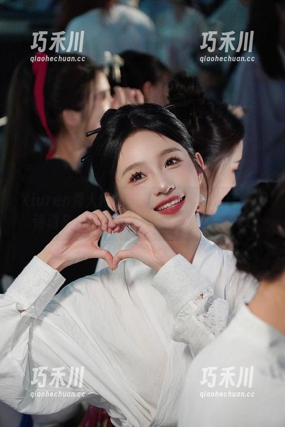 Xiuren秀人网 - 经典与现代的结合：夏诗诗Sally无圣光天使作品呈现.txt