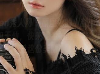Xiuren秀人网 – 原图中的小甜angle长腿宛如天仙，快来观看她的写真，尽情享受这份美丽！.txt