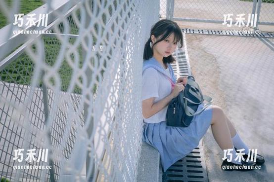 Xiuren秀人网 - 就是阿朱啊的世界：精选秀腿翘臀写真，展现年轻女性的无限风采.txt