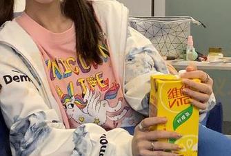 Xiuren秀人网 – 李可儿豹纹主题无圣光写真：打破常规，重塑时尚新定义.txt