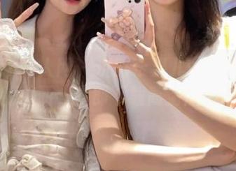 Xiuren秀人网 – 沉醉于果儿victoria短裙的美丽，立即下载高清原图.txt