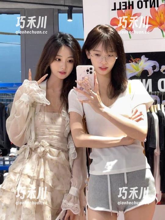 Xiuren秀人网 - 沉醉于果儿victoria短裙的美丽，立即下载高清原图.txt