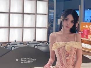 Xiuren秀人网 – 探秘樱桃小阑子短裤图库，分享轻松与惬意的生活美学.txt
