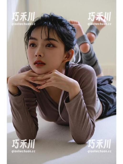 Xiuren秀人网 - 超萌猫咪巨臀妹妹最新写真集精选，带你领略学妹的甜美瞬间.txt