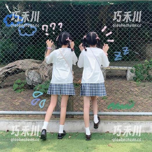 Xiuren秀人网 - 糖豆sisi泳池写真合集分享：清新又迷人的水下世界，这次更新更让人心动.txt