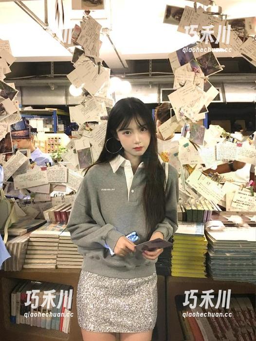 Xiuren秀人网 - 与萌奈子一起享受夏日时光，原图与图片记录这份美好瞬间.txt