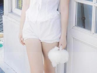 Xiuren秀人网 – 冰冷与火热的碰撞，薇薇酱女仆写真合集爆发无尽诱惑.txt