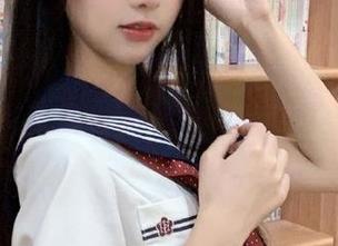 Xiuren秀人网 – 不怕被嘲笑，赵小米kitty泳装写真集原图分享，尽情享受每一刻！.txt