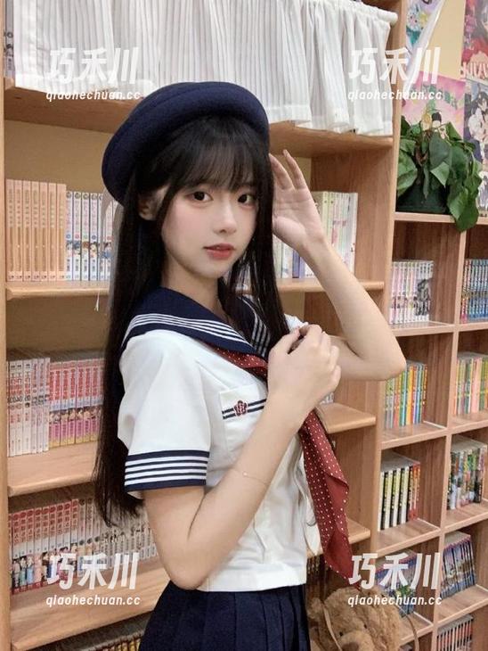 Xiuren秀人网 - 不怕被嘲笑，赵小米kitty泳装写真集原图分享，尽情享受每一刻！.txt