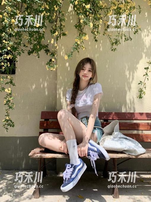 Xiuren秀人网-赵惟依coco Xiuren秀人网 - 赵惟依coco白裙写真:私房图片中透着隐秘与诱惑的灵魂.txt