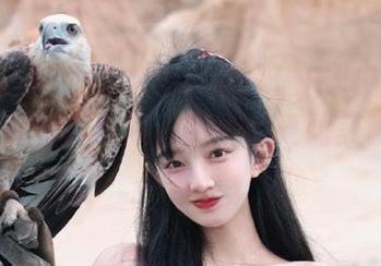 Xiuren秀人网 – 笑容满分！精选陈怡曼coco可爱写真合集，带你感受甜美瞬间.txt