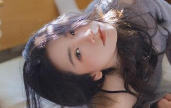Xiuren秀人网 – 让人心动的瞬间：香澄在东京花嫁写真原图，现在观看她的美丽故事.txt