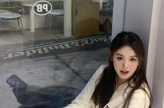 Xiuren秀人网 – 丝袜魅力无限，黄乐然私拍图片让你心动不已！.txt