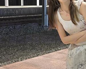 YouMi尤蜜荟 – 樱小白baby吊带写真高清原图，细腻展现她的柔美与力量.txt