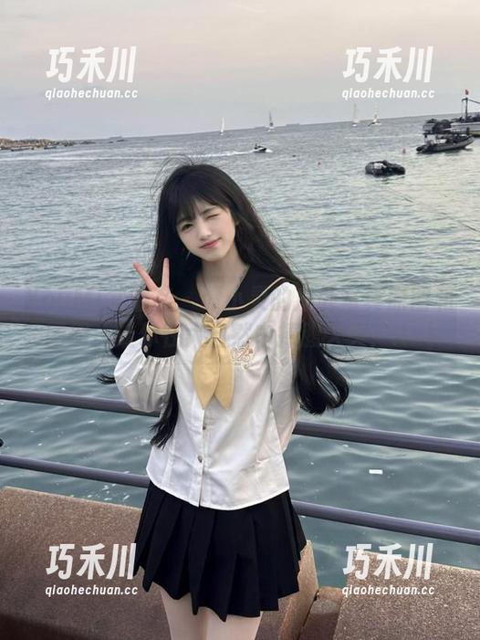 YouMi尤蜜荟-谭小灵 YouMi尤蜜荟 - 谭小灵的户外写真原图和图册:让你在大自然中捧腹大笑!.txt